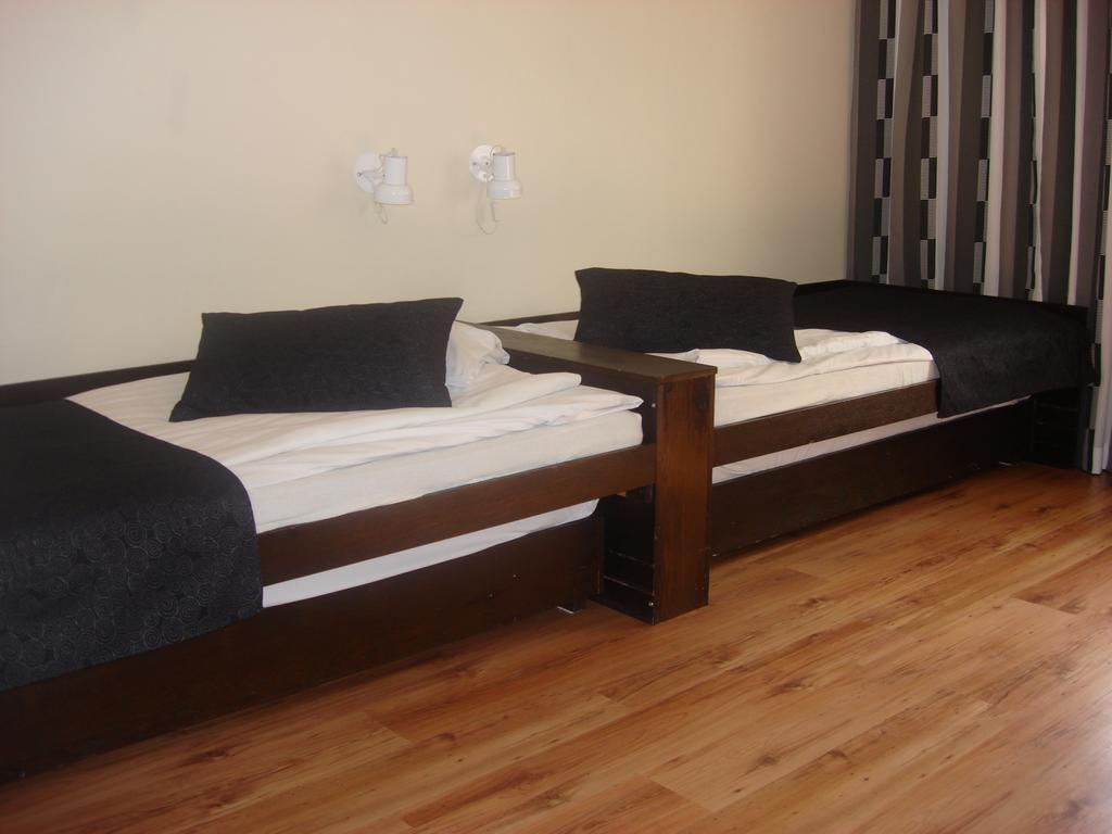 Eckeroe Hotell & Restaurang Pokoj fotografie